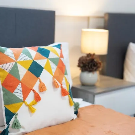 Richmond Retreat - Luxurious And Comfortable Spacious 2 Floor