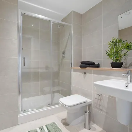 Apartment New! 1br In Media Free Wifi *