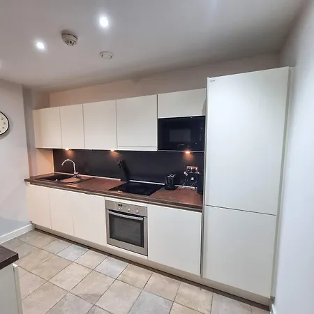 Апартаменты 2 Bed Castlefield Flat Canalside
