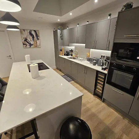 Apartamento Luxury Penthouse Near Airport And Trafford Centre Mánchester