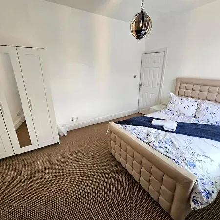 Clayton Hall Homes Holiday home