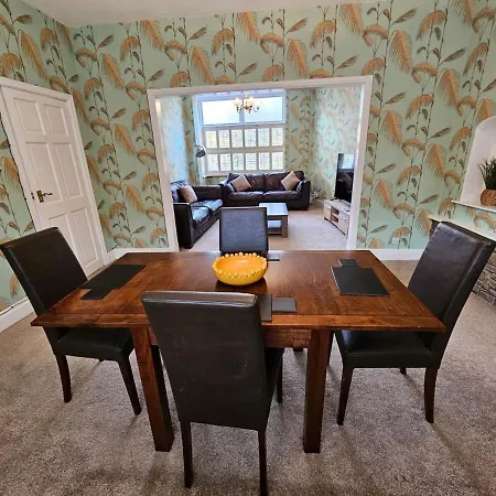 Clayton Hall Homes Holiday home Manchester