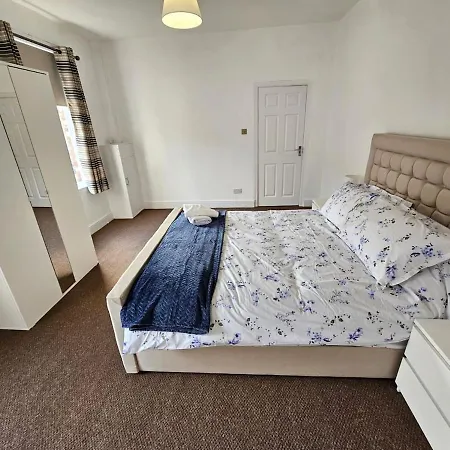 Clayton Hall Homes Holiday home