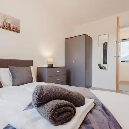 Spacious 3-bed In Didsbury مانشستر