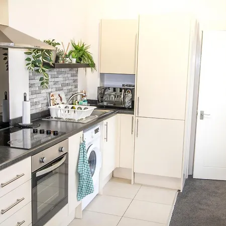 Cozy And Charming - 1 Bedroom - Free Parking, Transit Links, Close To Stadiums * 曼彻斯特