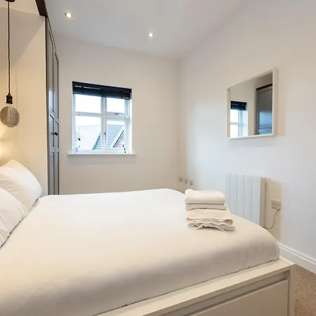 Waters Way - Free Secure Parking Manchester