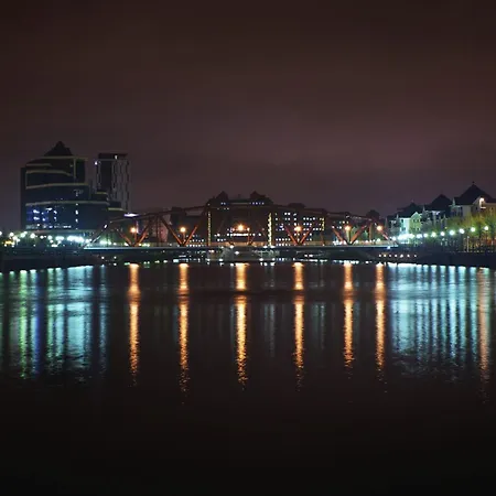 Quay House - Salford - 2bdr Sleeps 7, Spacious & Quiet - Free Parking - Close To Centre, United & The Lowry Апартаменты *