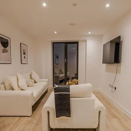 Appartement Bianco 2br With Views *