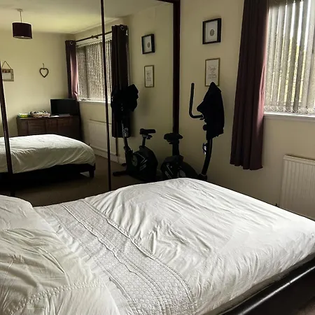 Cosy 3 Bedroom House To Rent Apartment Manchester