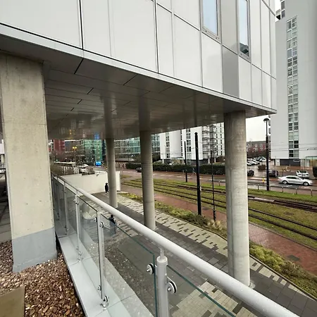 The Urban Escape In Media - A Private And Bathroom In A Shared * Manchester