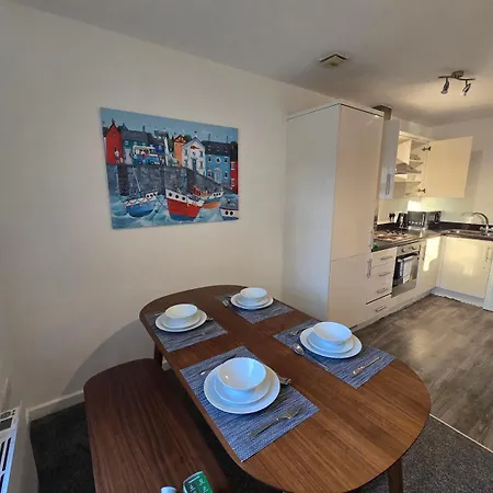2br Apt, Etihad Stadium, Access, Sleeps 6 Apartment Manchester