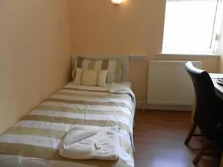 Pensión New Central 3*