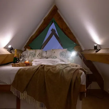 East Barn- Luxury Countryside Μάντσεστερ