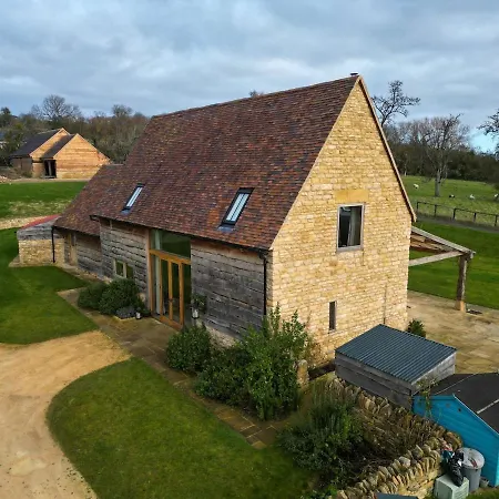 East Barn- Luxury Countryside * Manchester