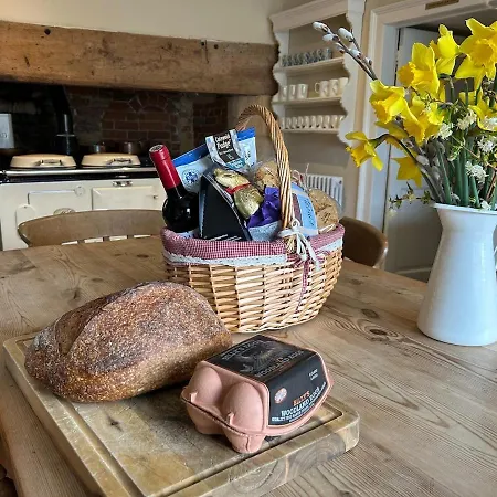 Сasa de vacaciones Beautiful Cotswold With Hot Tub Mánchester