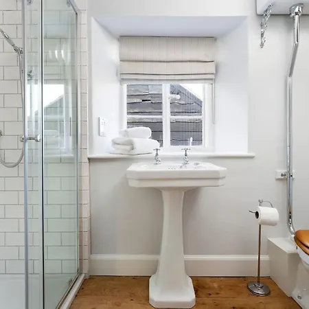 Beautiful Cotswold With Hot Tub Сasa de vacaciones Mánchester