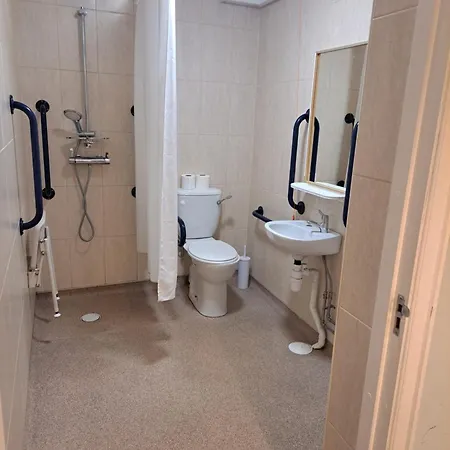 Luther King House 2* Manchester