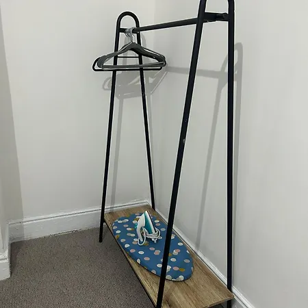 Charming Victorian Retreat 4br House In Manchester