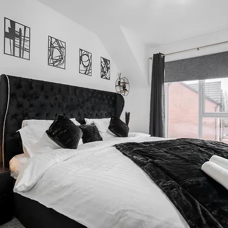 Luxury 5 Bed Near Etihad And Coop Live Nyaraló *