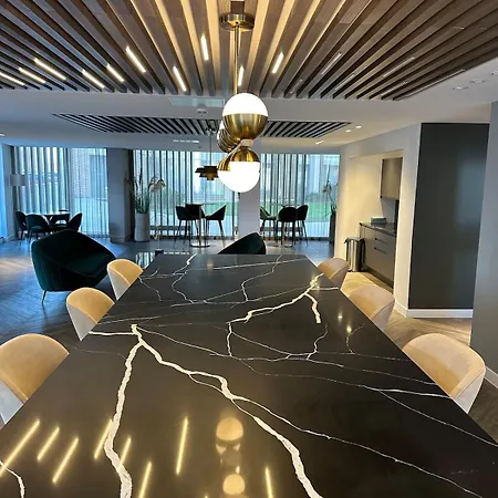 View 2 King Ensuites Gym