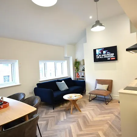 Nyaraló Cityescape - 2br Floor Penthouse Nq