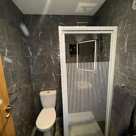 M16 Deluxe - 2 Apartman *