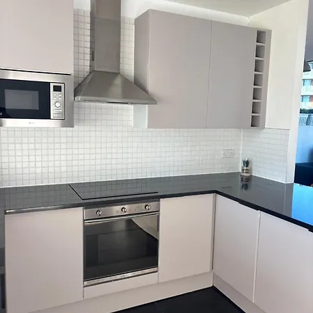 Centre Rooftop With Free Secure Parking Apartment