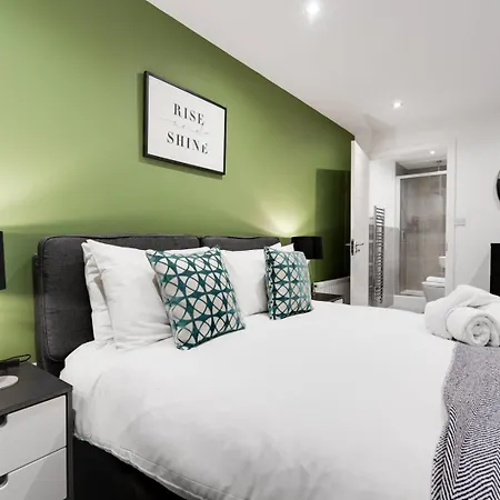 アパート Spacious Modern 2 Bedroom Old Trafford & Free Parking *