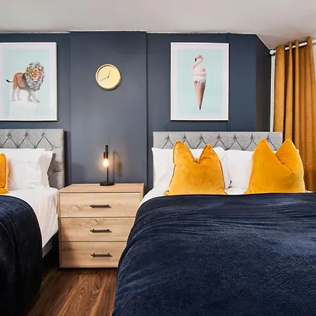 아파트 Lovely 3br House - Free Parking - Long Welcome! *