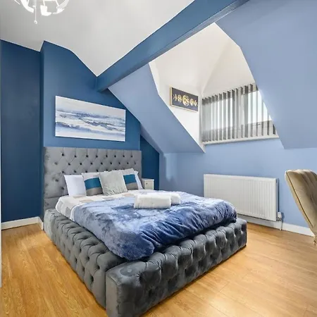 Mega Flat Near Centre And Etihad Stadium Manchester