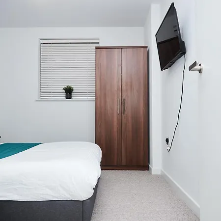 Luxury 2 Bedroom And Bathroom In With Balcony Lejlighed