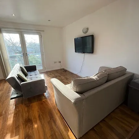 Apartment Cosy 2 Bedroom In *
