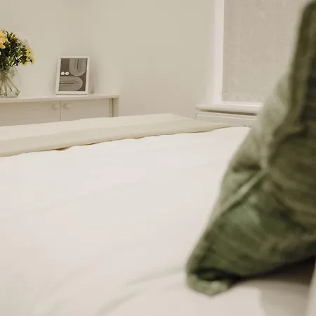 Citycharmms- Entire Near Etihad Stadium Holiday home Manchester