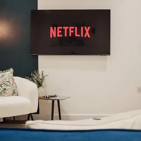 Citycharmms- Entire Near Etihad Stadium Manchester