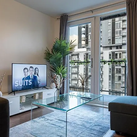 Centre ,salford,lakeside * Μάντσεστερ