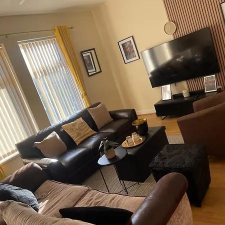 Luxestay - Double Close To Old Trafford, Centre בית אירוח *