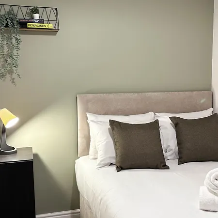 New Near Etihad & Coop Live Semesterbostad Manchester