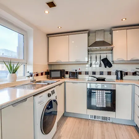 Appartement New Stylish Free Parking Sleeps 5 Or 6