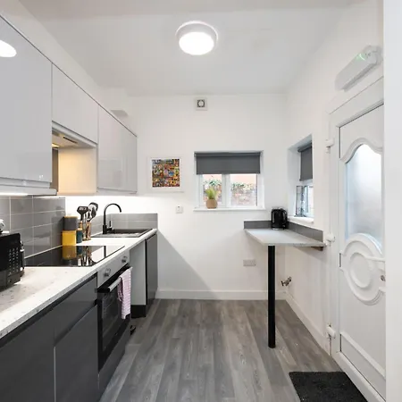 Private Ensuite With Kitchen Access By Irwell * マンチェスター