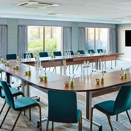 Delta By Marriott Manchester Airport Hotel 4*