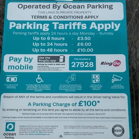 Апартаменты Penthouse Height Flat, View Balcony, Quiet, Free Wifi, Gym & Minimalistic *