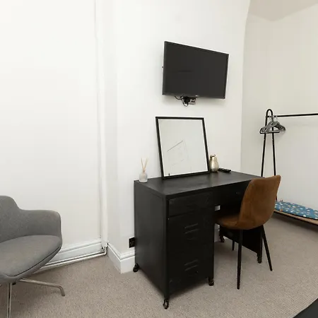 Charming Victorian Retreat 4br House In Holiday home