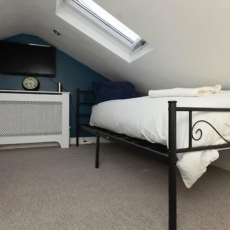 Charming Victorian Retreat 4br House In * Manchester