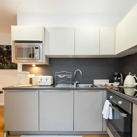 Daire Northern Quarter Luxury 2 Bed With Balcony *