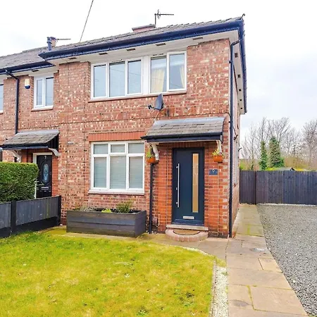 Stunning In Altrincham, Large Driveway, Sleeps 7, Perfect For Groups Appartement Manchester