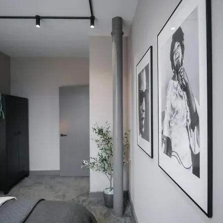 Manhattan By The Heim Residences
