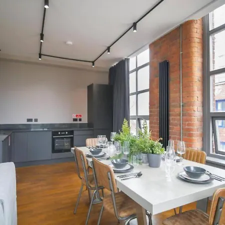 Manhattan By The Heim Residences