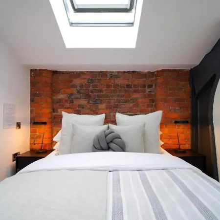 Azure By The Heim Residences Manchester