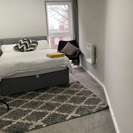 Mcr-2bed2bathaptparkinglux Canal