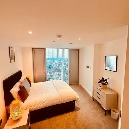 Ahg Luxury Tower Suite - Stunning City Views At Central Manchester